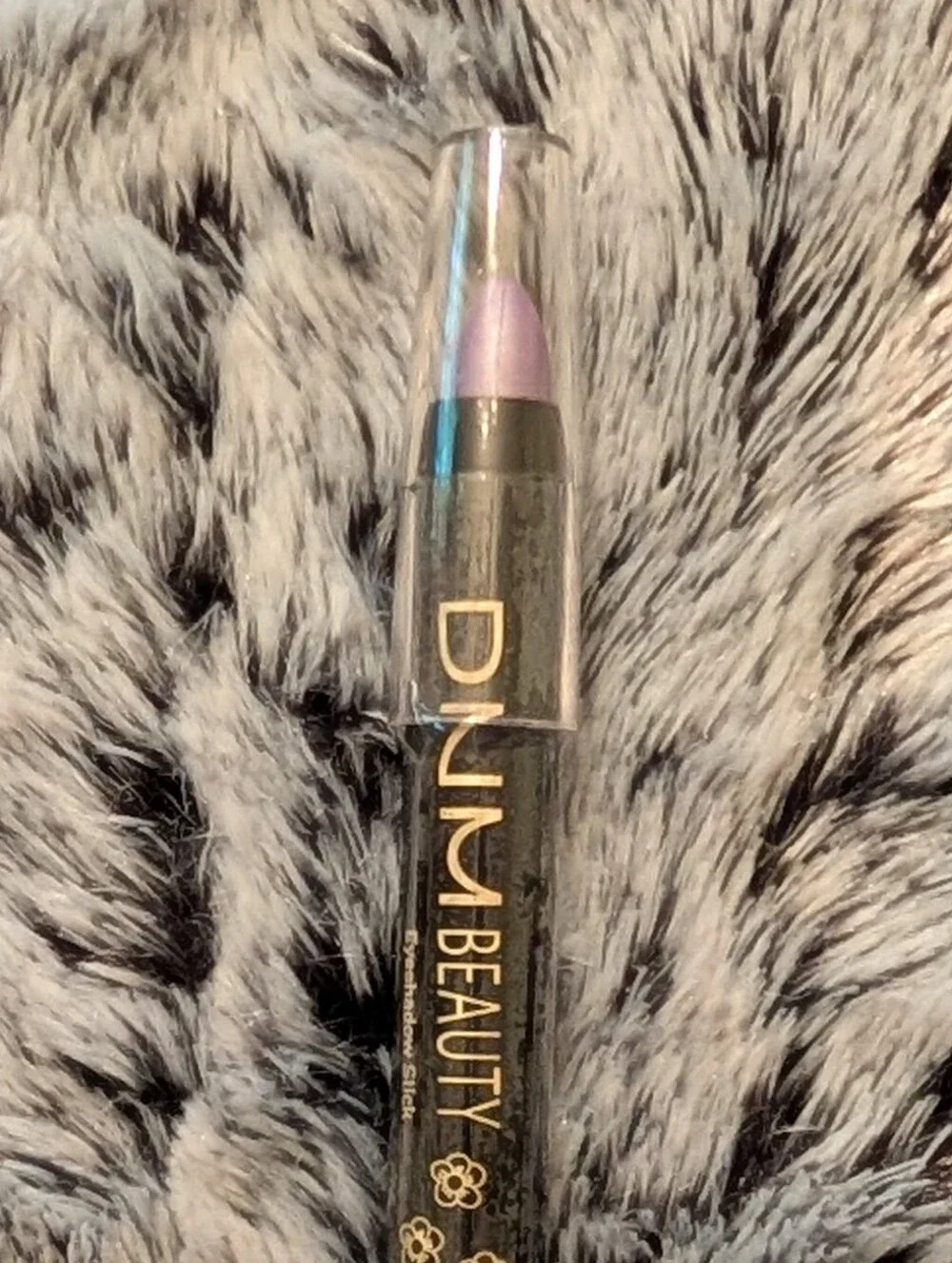 Violet Shimmer Eyeshadow Stick - Violet #9